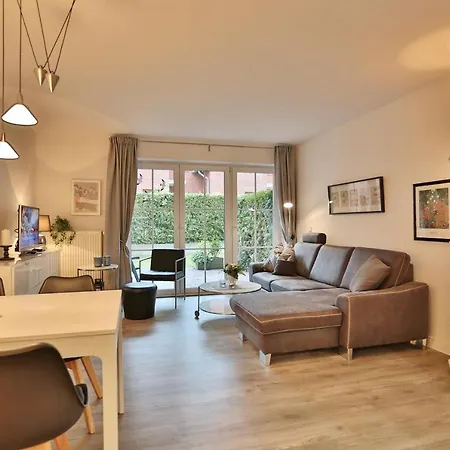 Residenz Alte Bergstrasse Residenz Alte Bergstrasse 4 *